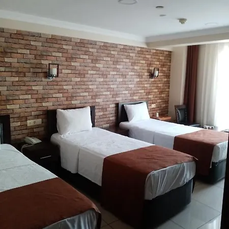 Selis Hotel *